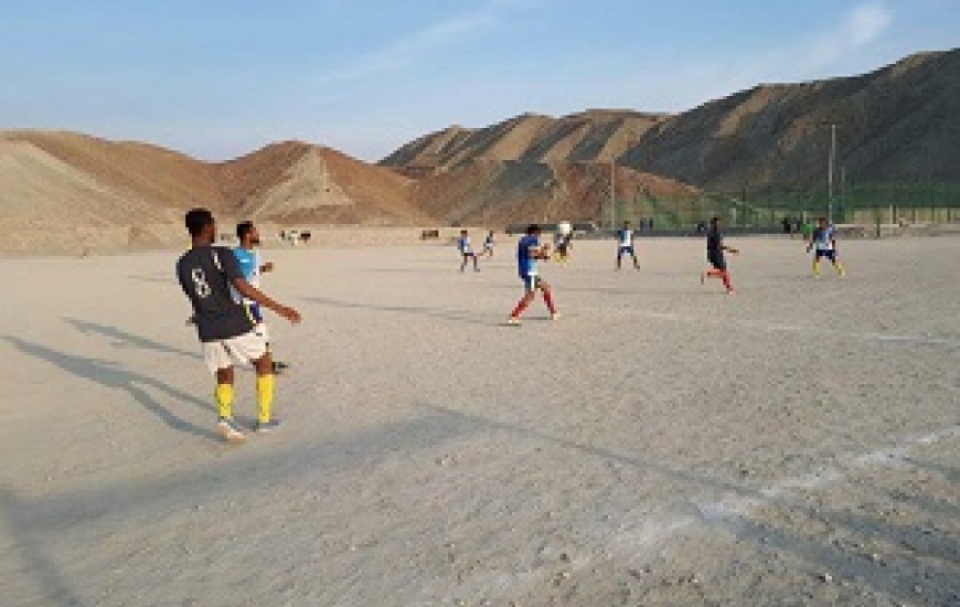 رقابت‌های فوتبال روستاییان در چابهار