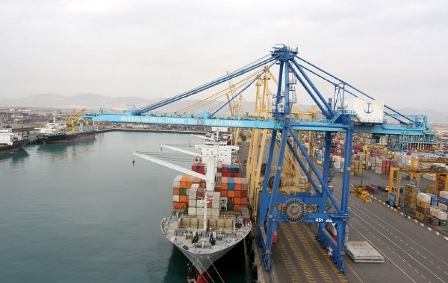 بیش از 74 میلیون تن کالا در دریا‌های ایران تخلیه یا بارگیری شد