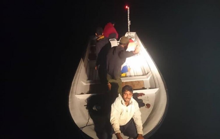 نجات چهار صیاد گمشده چابهاری از غرق شدگی در دریای عمان