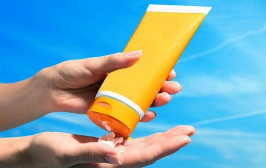 برای خرید کرم ضد آفتاب چقدر هزینه کنیم؟